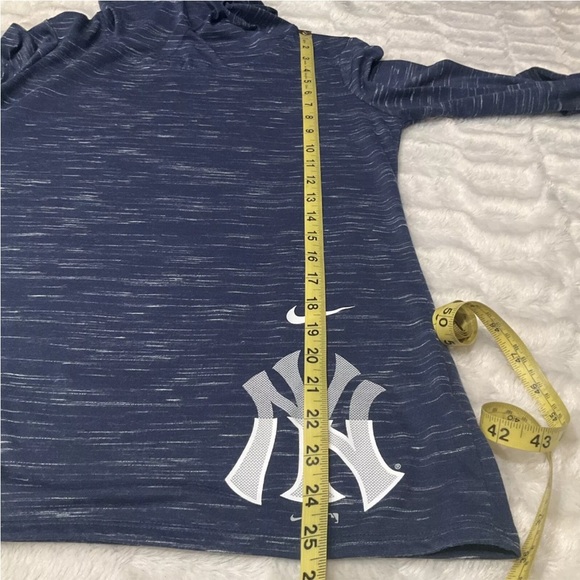 Nike Women’s Dri Fit NY Yankees Hoodie Size Small - Picture 6 of 7